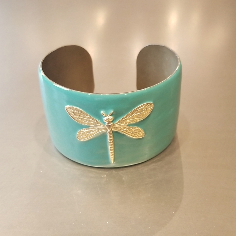 Gorgeous Dragonfly Cuff Bracelet!!🌼 - Picture 6 of 6